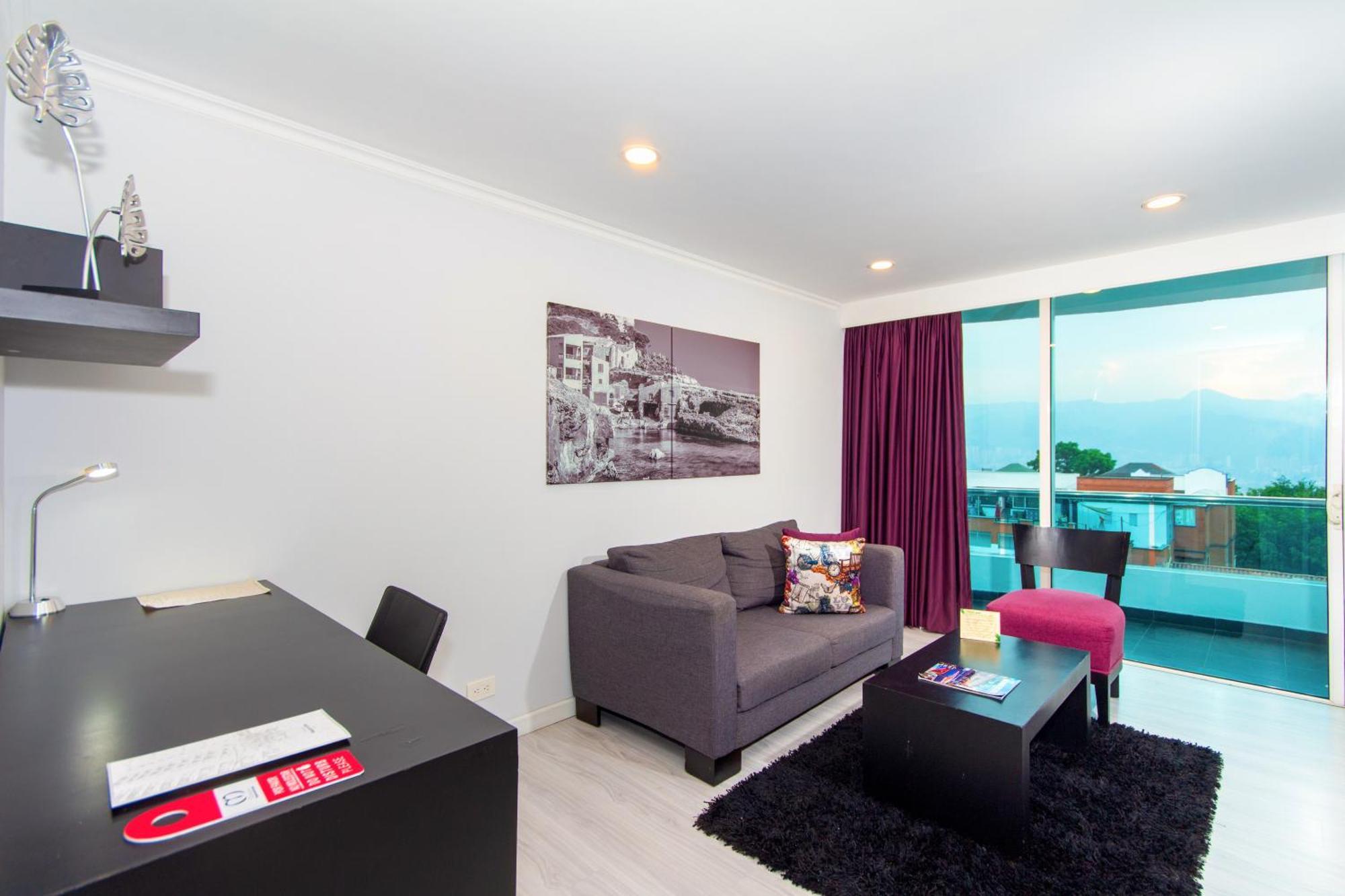 The Morgana Poblado Suites Hotel Medellin Room photo
