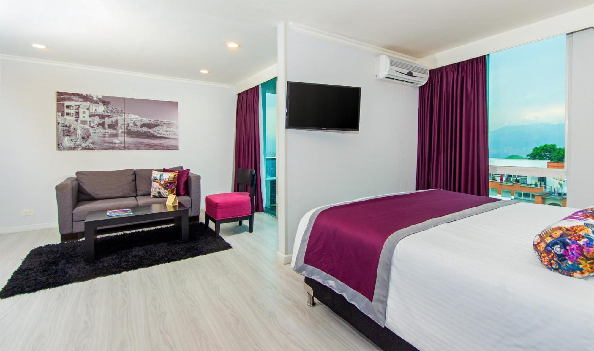 The Morgana Poblado Suites Hotel Medellin Room photo