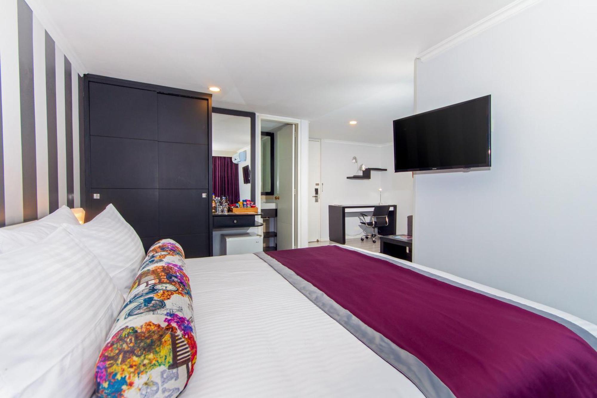 The Morgana Poblado Suites Hotel Medellin Room photo