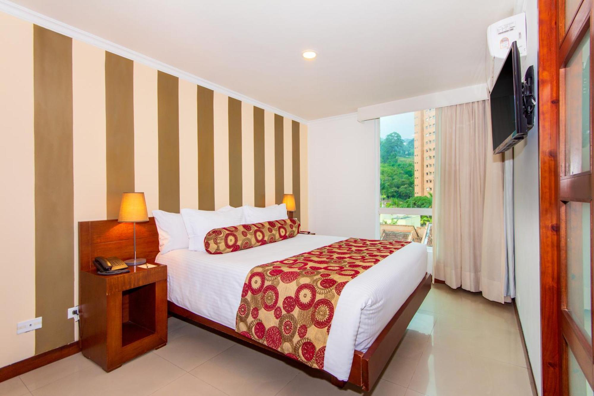 The Morgana Poblado Suites Hotel Medellin Room photo